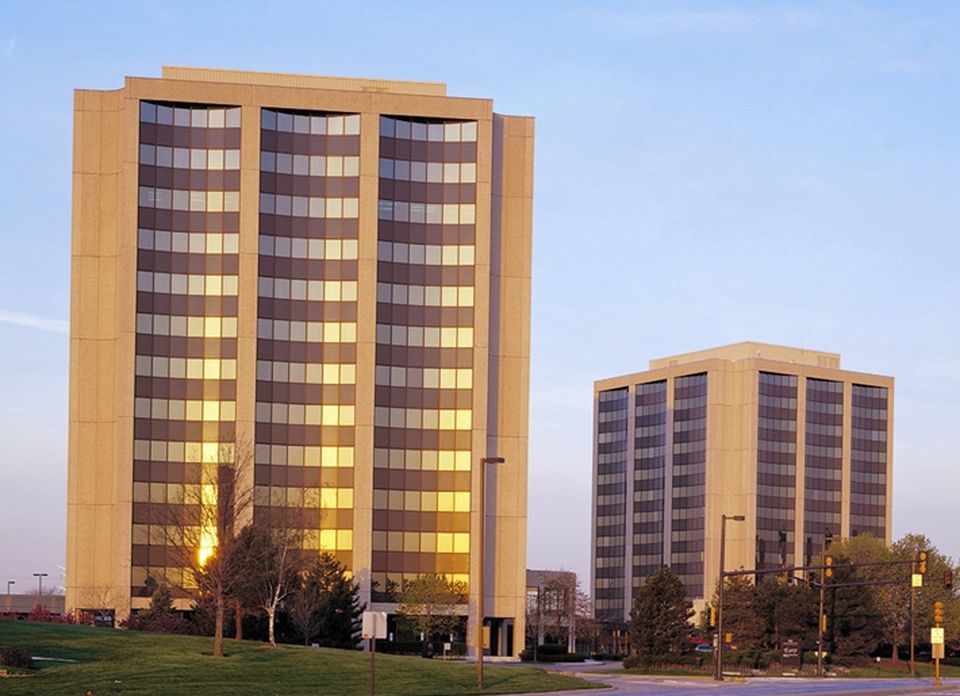 Oak Brook Regency Towers