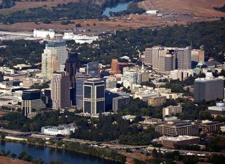Bay Area Baby Boomers Flock To Sacramento Active-Adult Communities