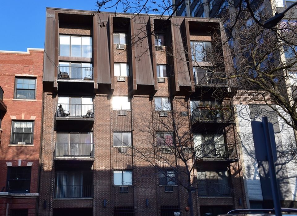512 West Wrightwood, Chicago