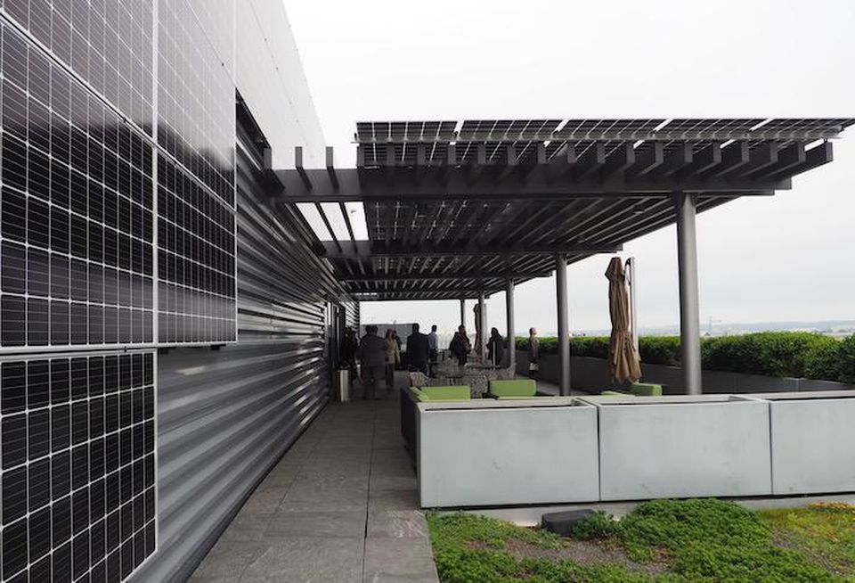 The solar panel canopy on the rooftop of Oxford Properties' 1101 New York Ave. NW