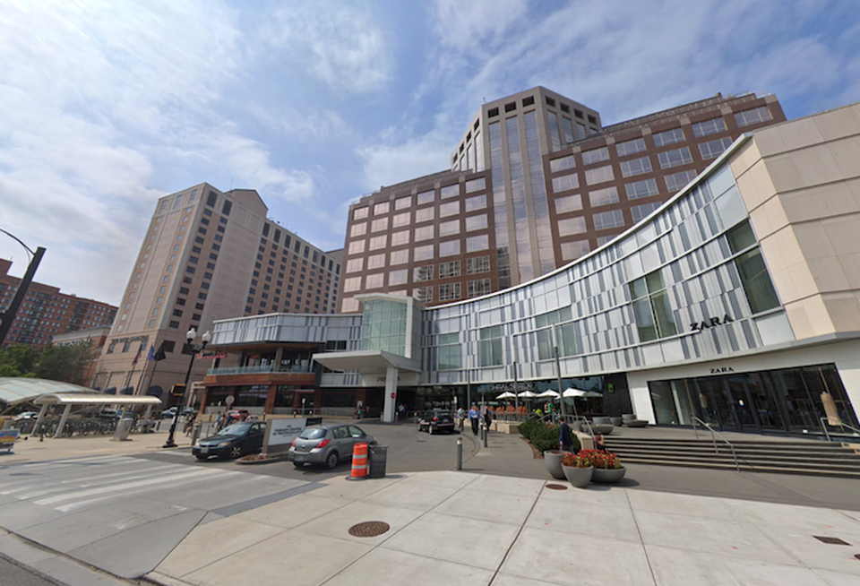 The Fashion Centre at Pentagon City mall, with the Ritz-Carlton hotel on the left and the office building in the background.