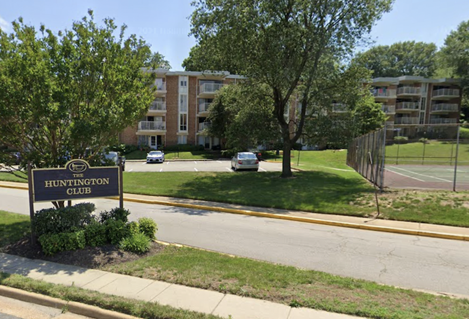 The Huntington Club, a low-rise condo community on Huntington Avenue in Fairfax County. 