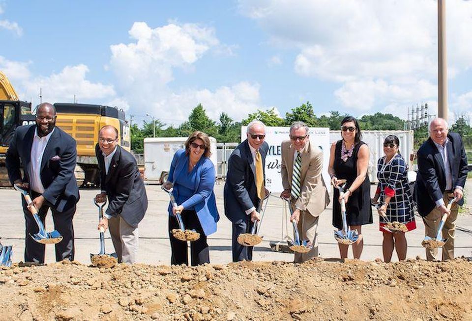 Stonebridge executives and local officials at the Carlyle Crossing groundbreaking