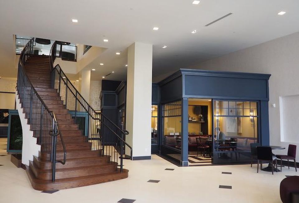 The lobby inside the Avec building on H Street.