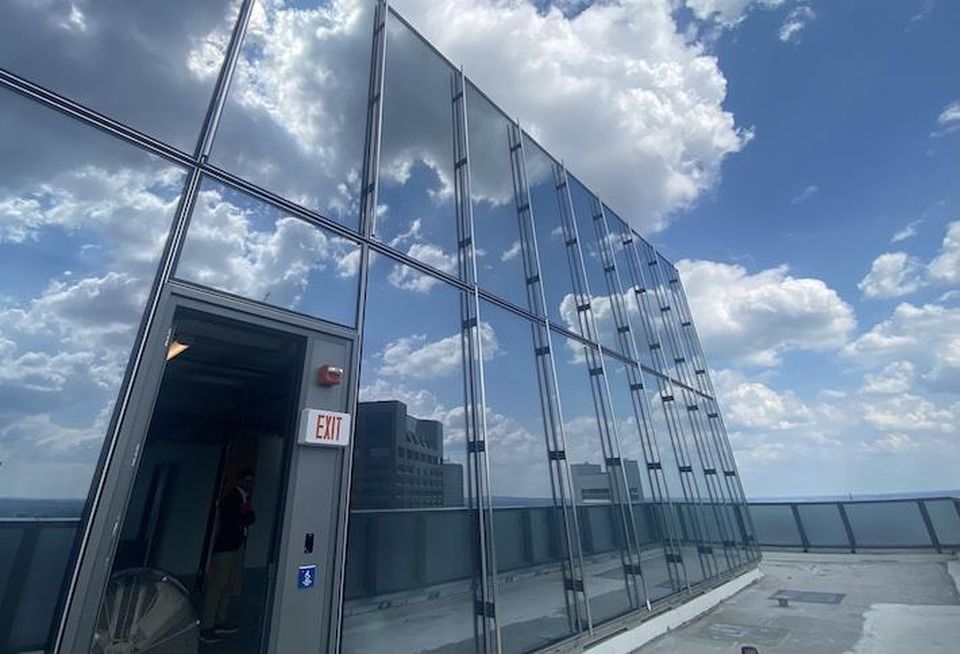 Exclusive rooftop deck for sole tenant.