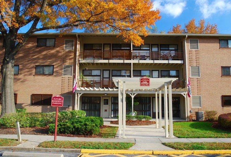 LaSalle Park Apartments