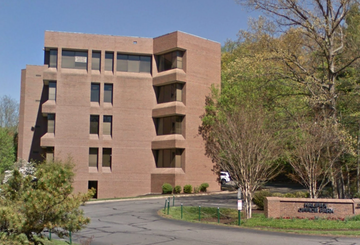 5252 Cherokee Ave. in Alexandria
