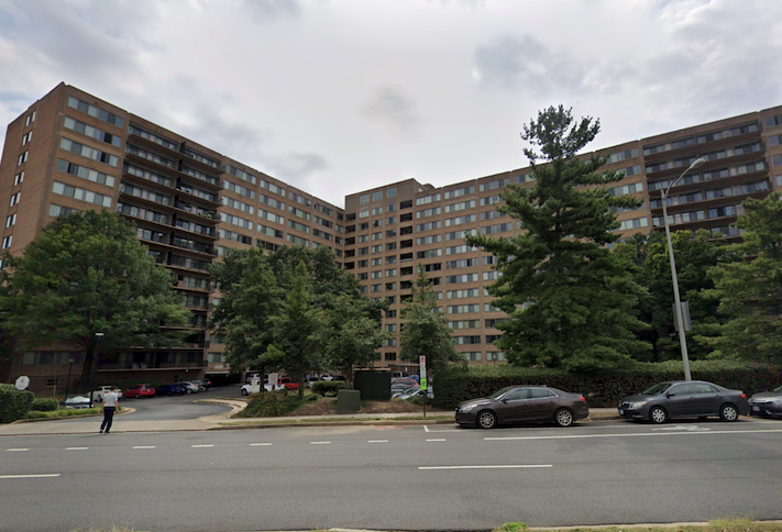 The Crystal House apartment complex at 1900 South Eads St. in Crystal City. 