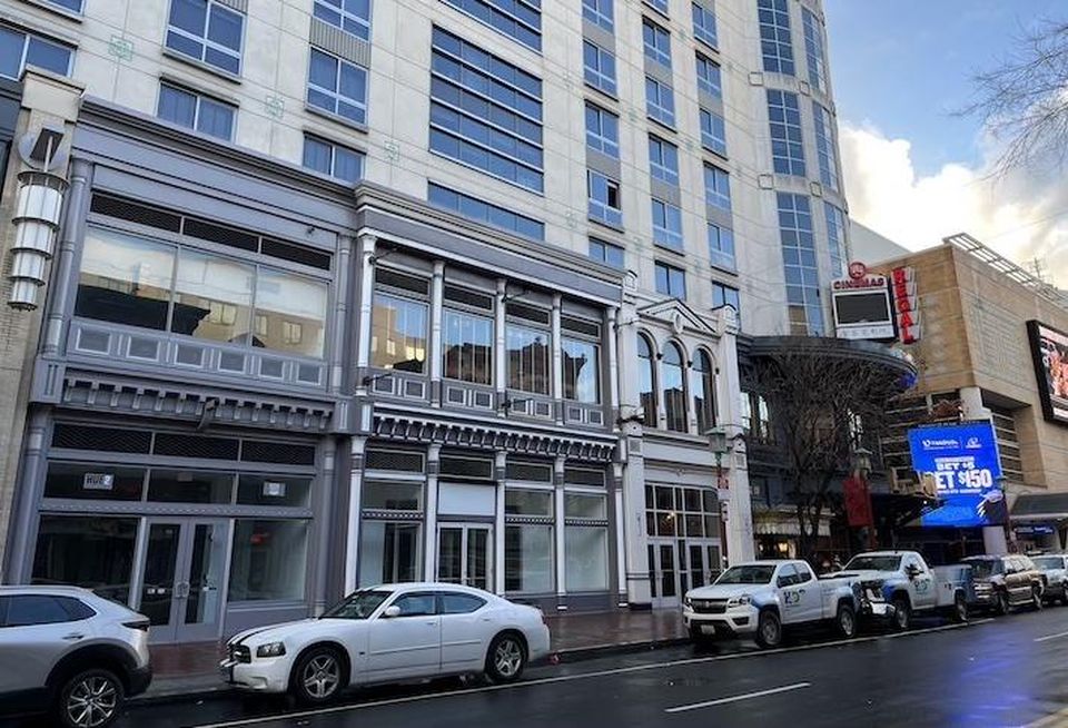 The vacant Gallery Place storefronts that previously housed Loft, Aveda Institute and Bed, Bath & Beyond. Photo taken Jan. 23, 2022.