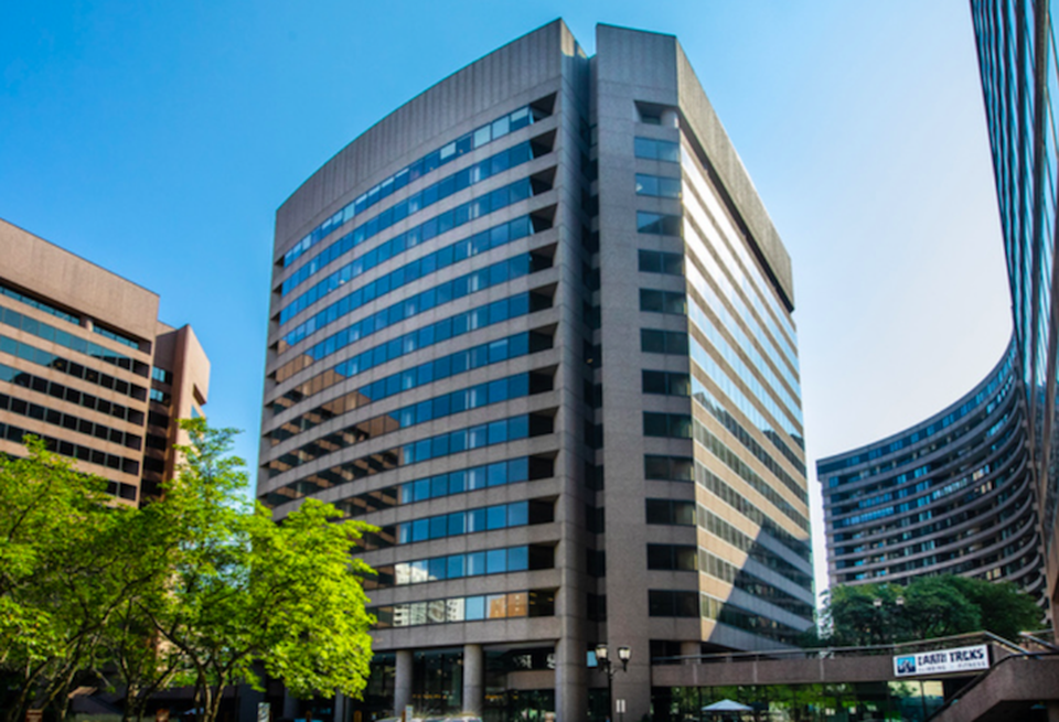 1225 South Clark St. Crystal City