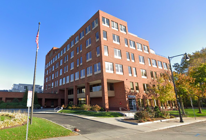 Healthpeak Properties CEO Tom Herzog Steps Down, Effective Immediately