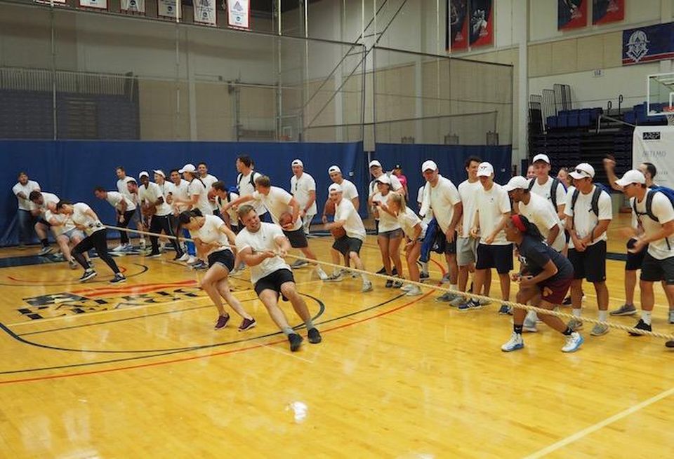 HITT tug o war