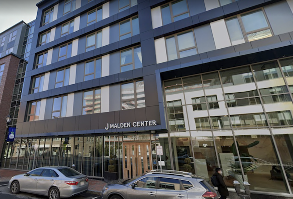 J Malden Center marketed its close proximity to the orange line to potential tenants.