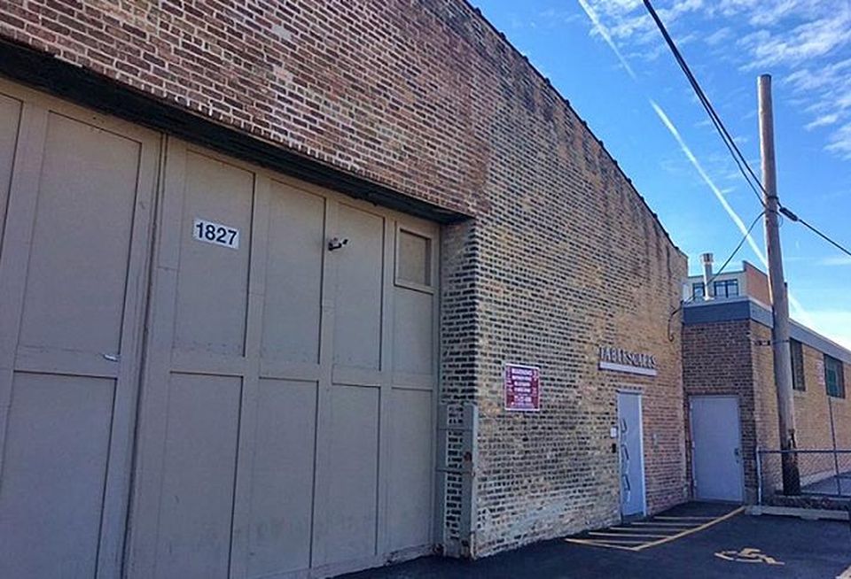 1827 W Hubbard in West Fulton Market