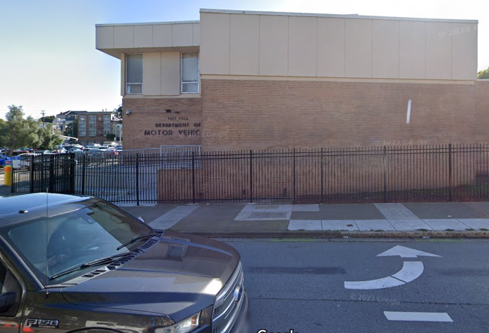 San Francisco DMV located at 1377 Fell Street Uploaded Oct. 5 by Pawan Naidu.
