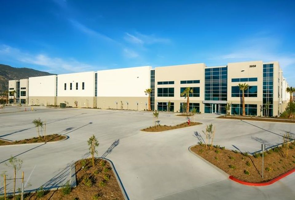 624K SF building leased to JC Penny in the IE