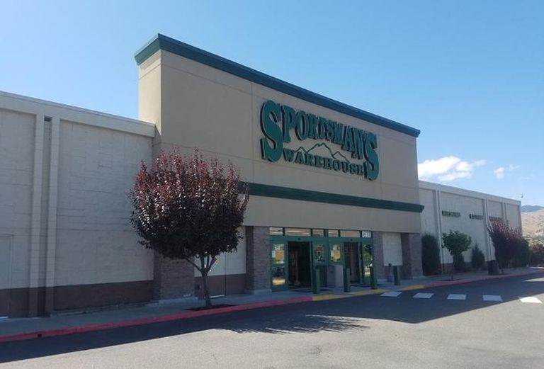 Sportsman's Warehouse in Wenatchee Valley Mall