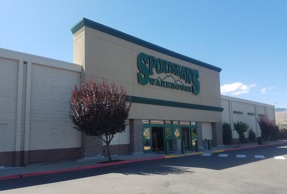 Sportsman's Warehouse in Wenatchee Valley Mall