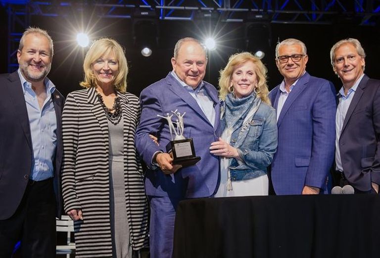 Pictured (left to right): Jim Rosten, Principal, Benedict Canyon Equities; Lynn Owen, COO, TruAmerica Multifamily; Robert Hart; Jenny Jones, President, Elkins Jones Insurance Agency, Inc.; Hessam Nadji, President & CEO, Marcus & Millichap; and Ed Sachse, President of Property Services, Kennedy Wilson.
