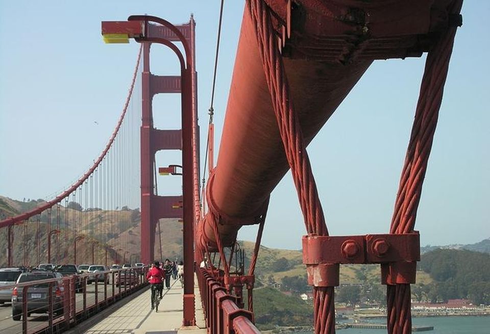Golden Gate Bridgecredit: Audriusa (released to public domain)