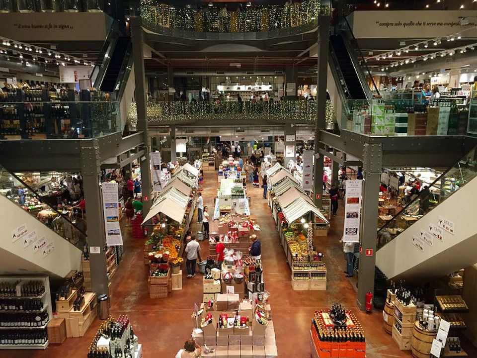 Eataly food hall