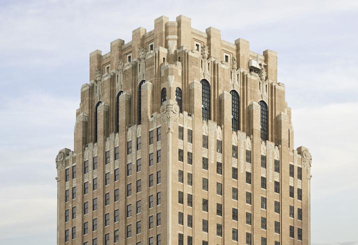NYC Developers Cutting Deals At Record Rates To Try And Move Ritzy Apartments 