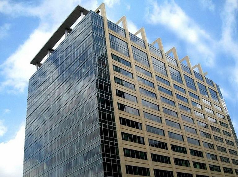 525 West Van Buren