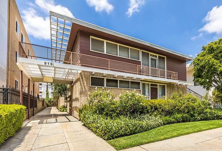 Bentley Place has acquired an 11-unit apartment in the Beverly Grove neighborhood of Los Angeles from an undisclosed seller for $3.25M.
