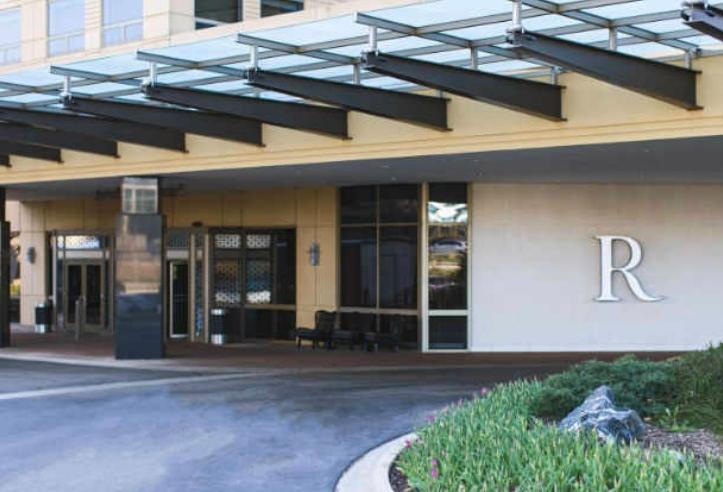 The Renaissance Chicago O'Hare Suites Hotel