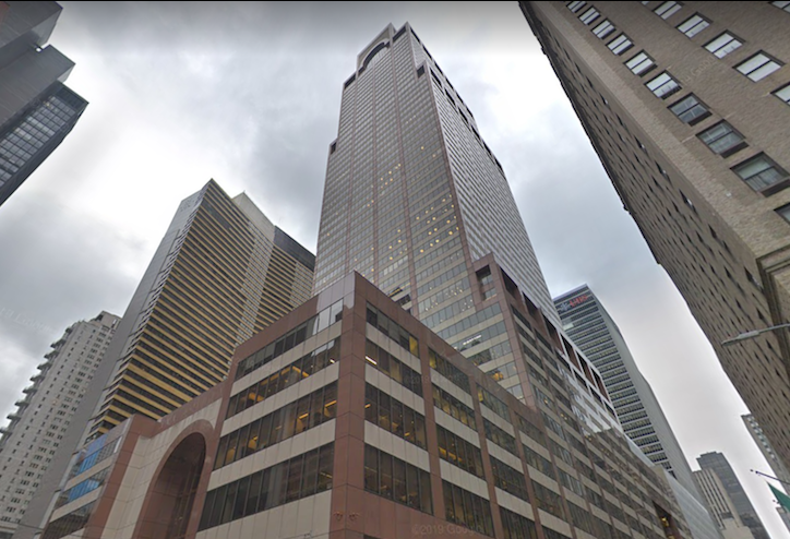 1 Dead After Helicopter Crash Lands On Roof Of $2B Manhattan Office Tower