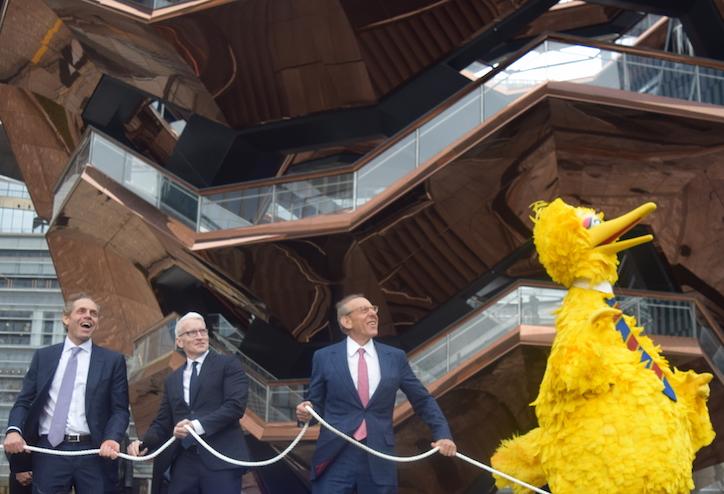 Related Cos. President Bruce Beal, Cnn's Anderson Cooper, Related Chairman Stephen Ross And Big Bird At The Hudson Yards Opening In 2019.