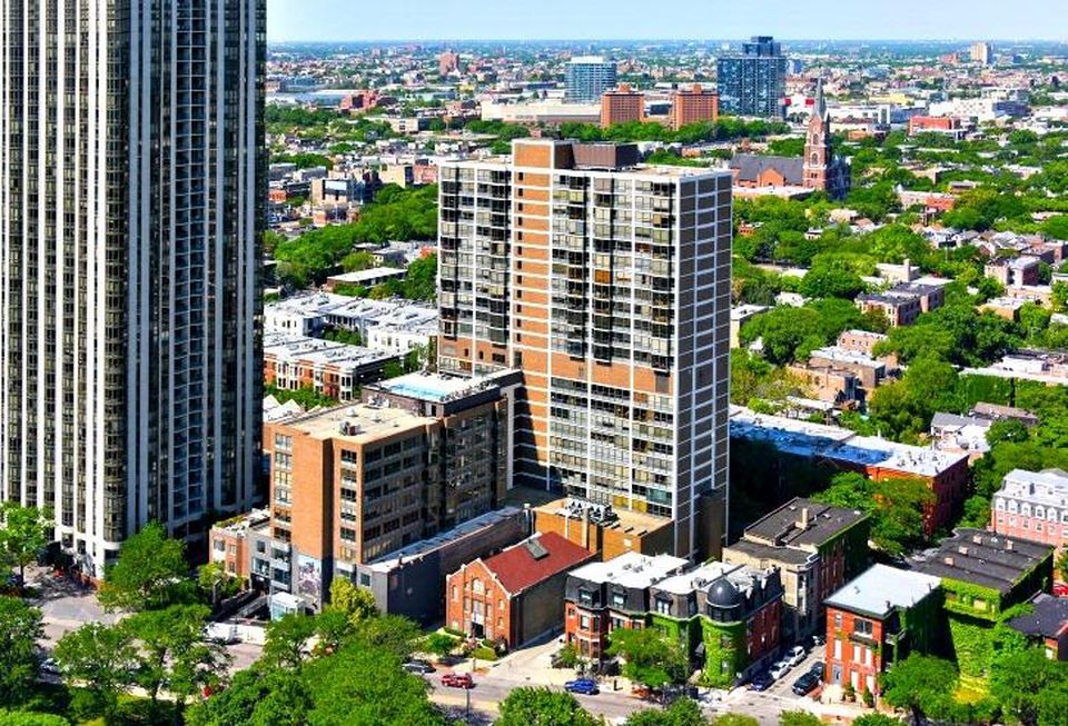 Kennelly Square, Chicago