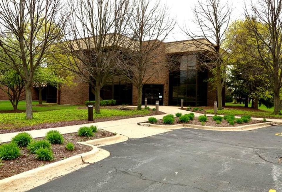 900-950 Busch Parkway, Buffalo Grove, Ill.