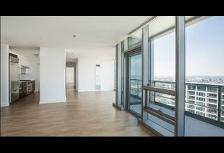 A penthouse at Wolf Point West, Chicago