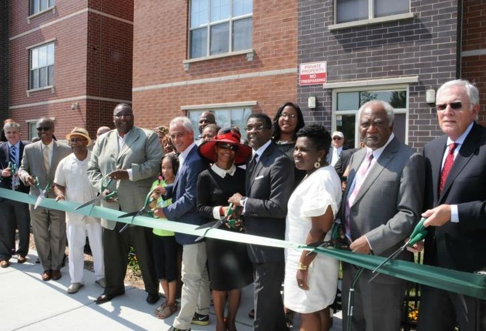 Harvest Homes ribbon cutting ceremony, Chicago