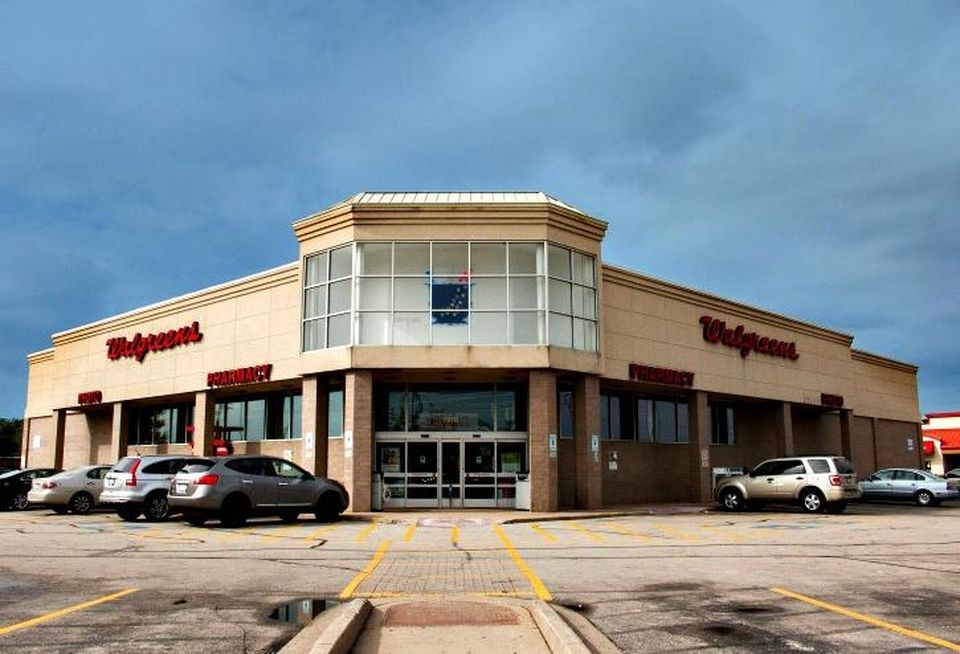 Walgreens, 7878 South Harlem Ave., Bridgeview, Illinois