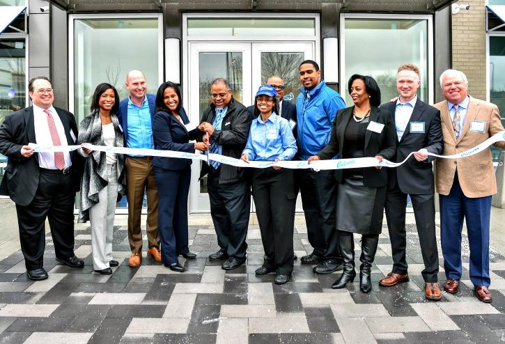 Draper and Kramer President/CEO Forrest Bailey, Powers & Sons Construction Director of Business Development Kelly Powers Baria, Culver's President and CEO Joe Koss, Alderman Sophia King (4th), Culver's franchise owner Baron Waller with his wife, Janeen, brother Byron and nephew and business partner Bryon Waller; Urban Partnership Bank Senior Business Banker Marcia Nicholson, Draper and Kramer Vice President Gordon Ziegenhagen and Culver's co-founder Craig Culver Chicago's First Culver's opens in Bronzeville