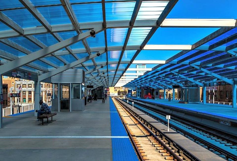 Chicato Transit Authority's Wilson Avenue Red/Purple Line 'L' Station