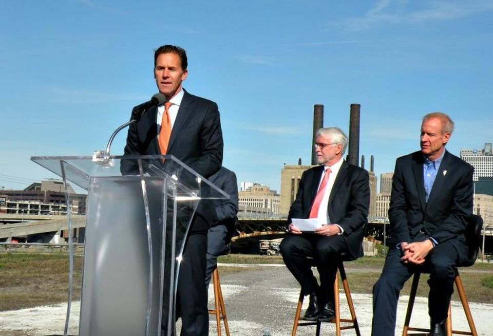 Related Midwest President Curt Bailey, University of Illinois System President Tim Killeen and Illinois Gov. Bruce Rauner.