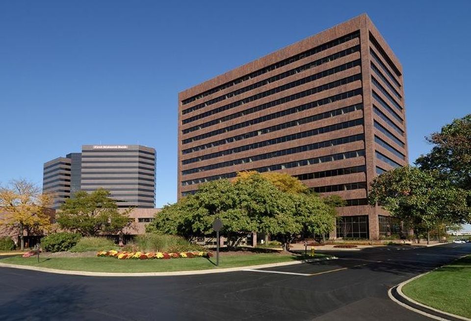One Pierce Place and 500 Park, Itasca, Illinois