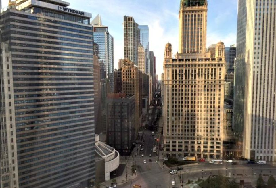 A view of downtown Chicago at the intersection of Wacker Drive and Wabash Avenue, from Trump Tower.