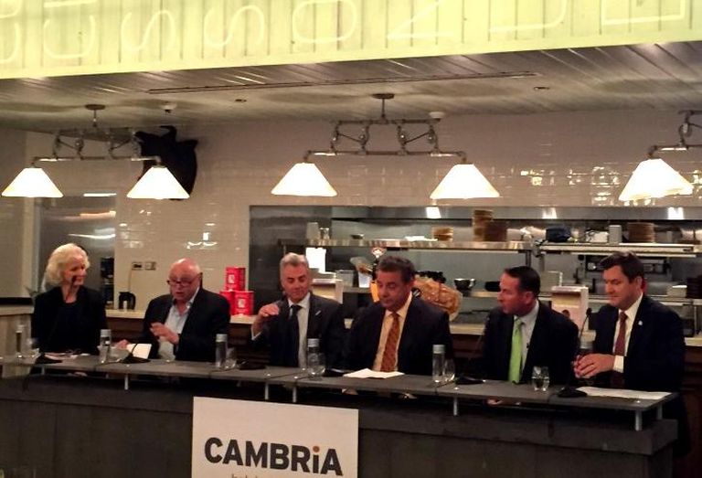 Choice Hotels SVP of Upscale Brands Janis Cannon, HOTELS magazine editor Jeff Weinstein, Fillmore Capital partners president/CEO Ron Silva, Choice Hotels CEO Steve Joyce, Murphy Asset Management CEO John Murphy and Choose Chicago interim CEO Marc Anderson