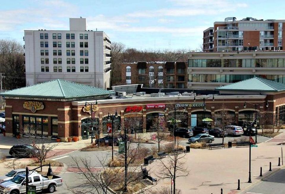 Metropolitan Square, Des Plaines, Illinois