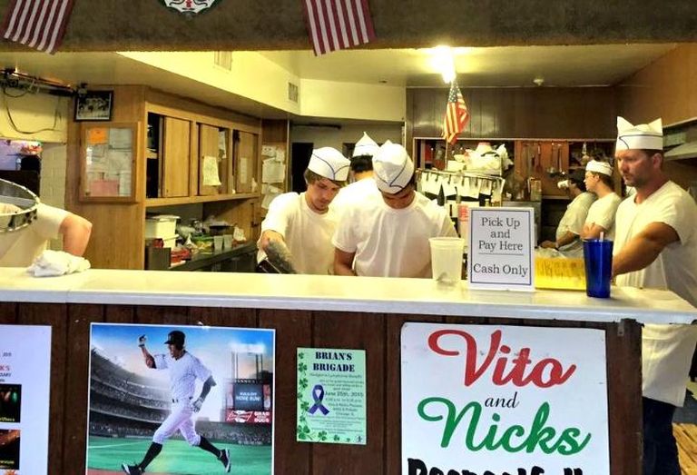 Vito & Nick's Restaurant, Chicago