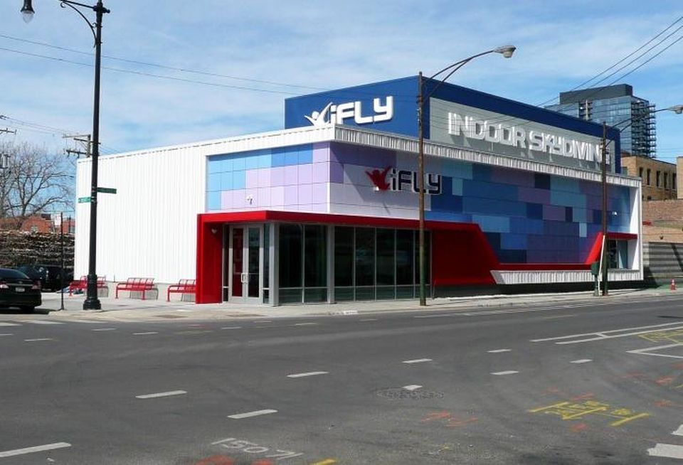 iFly at 800 West Scott Street, Chicago