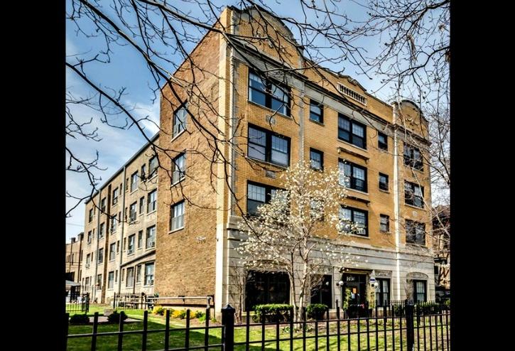 4630 North Beacon, Chicago