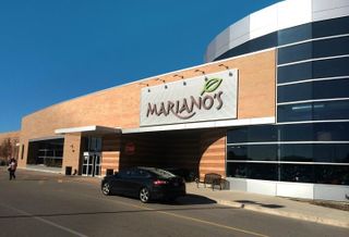 This Mariano's Fresh Market at 678 N York Rd in Elmhurst was sold by Inland Private Capital for $25M.
