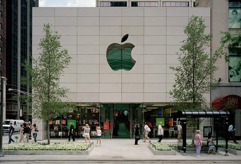 Michigan Avenue Apple Store