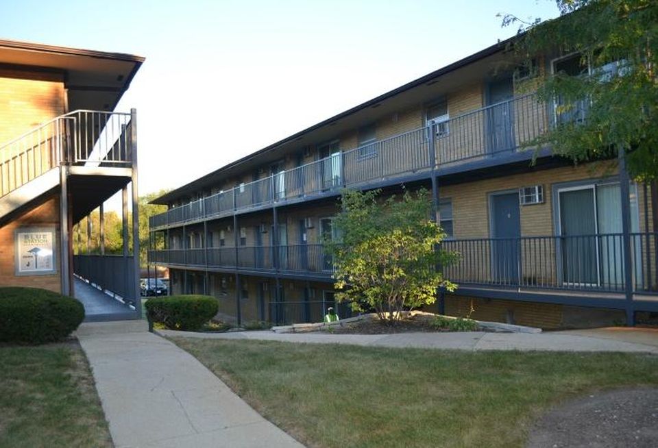 Blue Station Apartments, Blue Island, Illinois