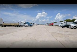 Park My Truck, Saginaw, Texas